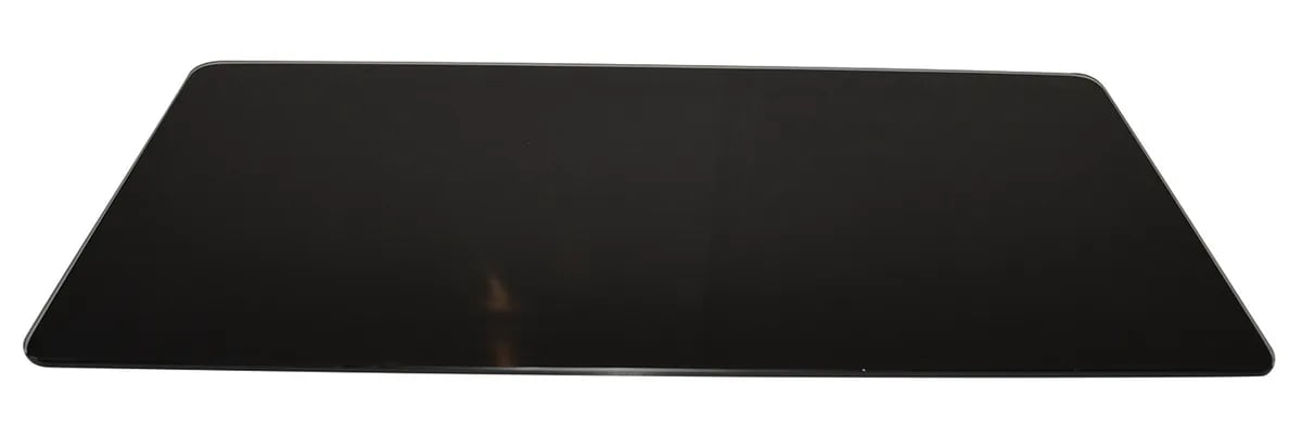 Salzburg_floorplate_black_glass.jpg