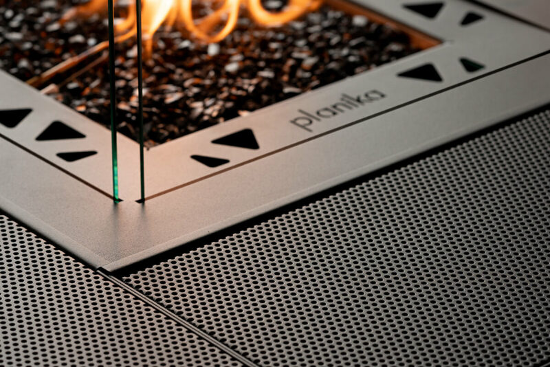 SQUARE TABLE - Bilde 3